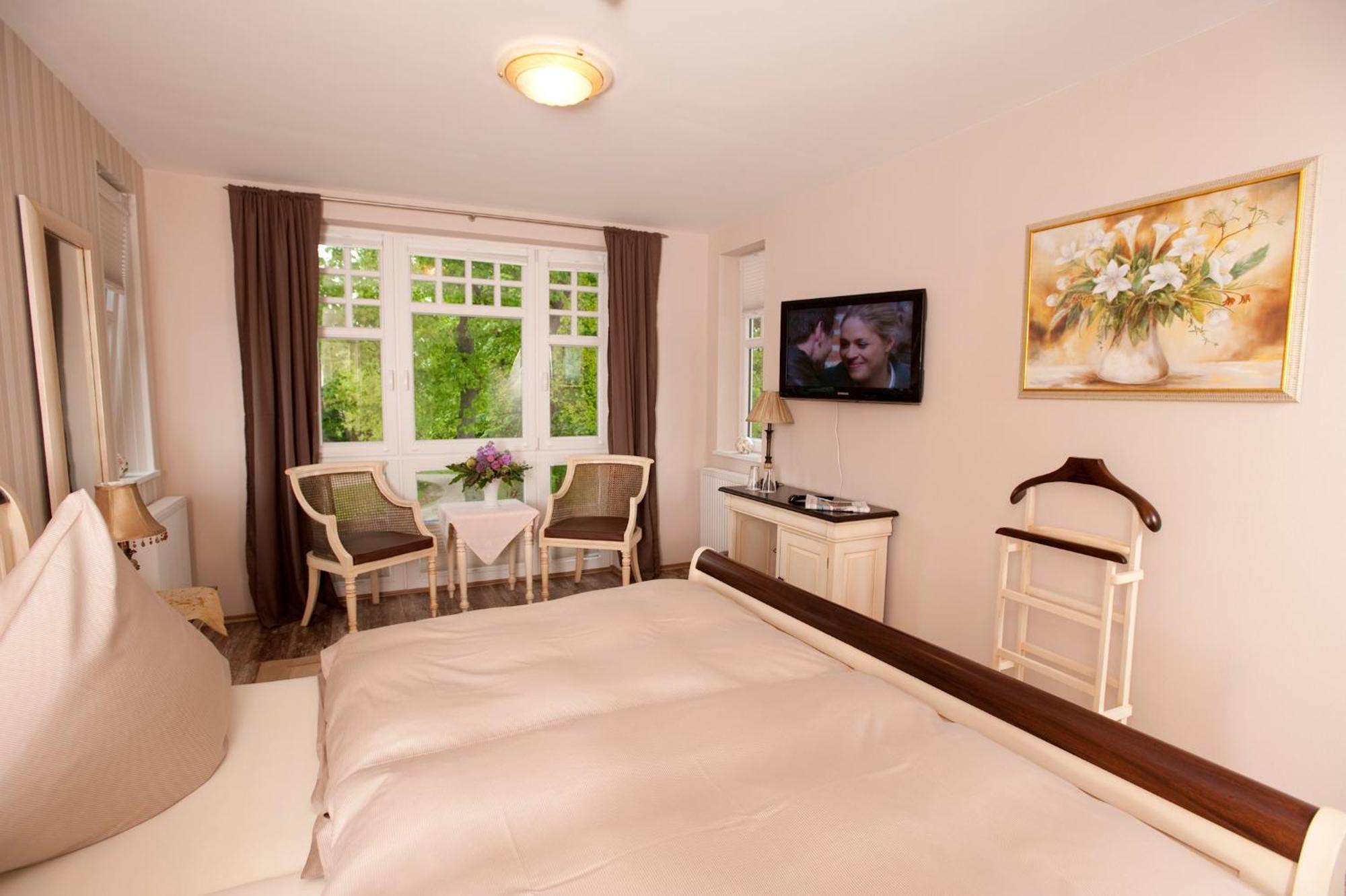 Hotel Bess Albersdorf  Exteriör bild